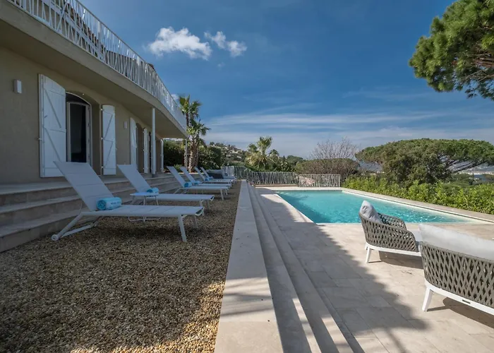 Marguerite Сен-Тропе